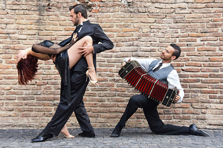Andrea Dedò & Carla Esmeralda Bianchi - bandoneon roma buenos aires tango argentino lezioni